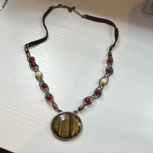 Pendant necklace